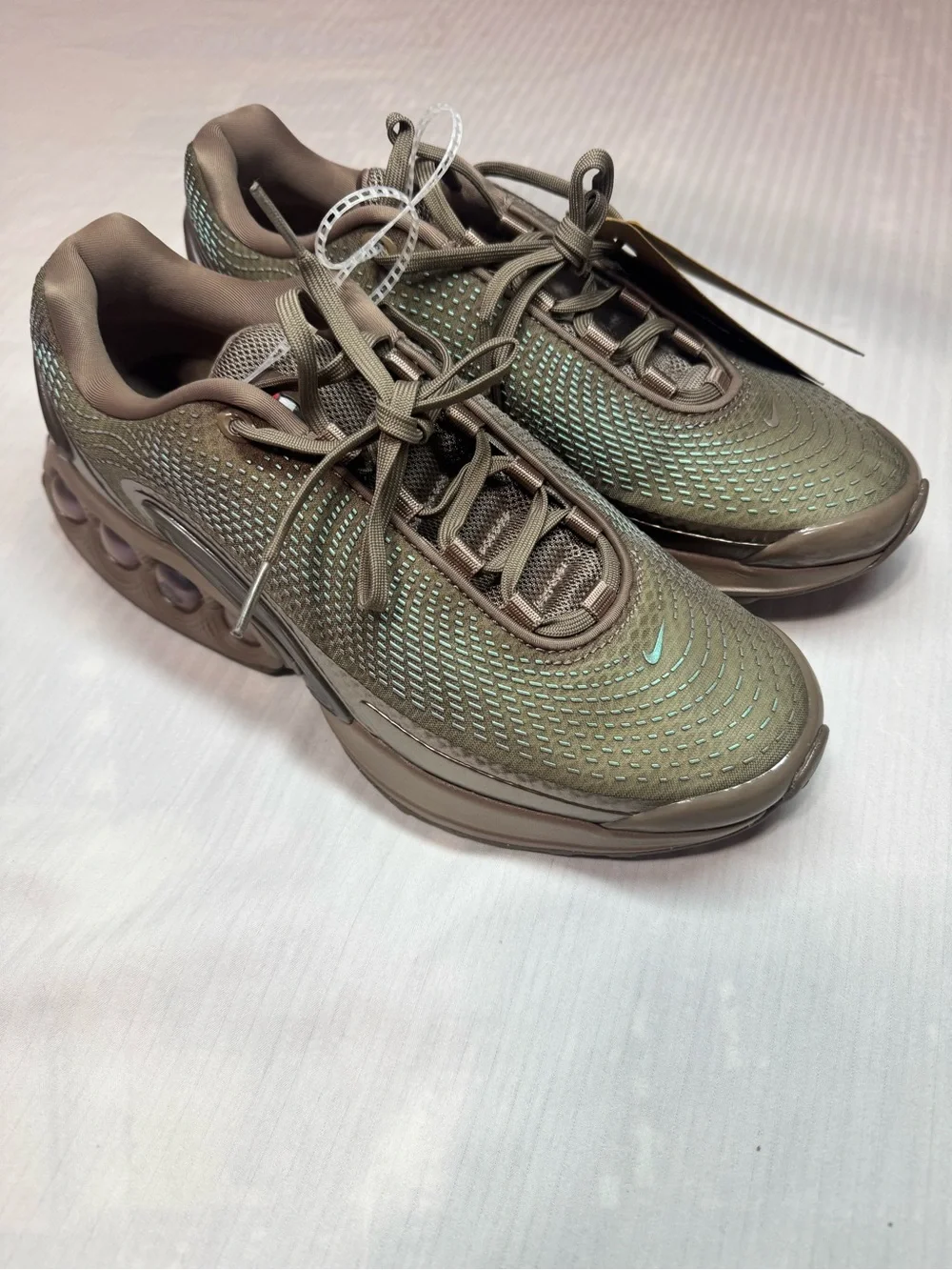 Nike Men’s Olive Brown Sneakers with Mint Accents #Nike #new #withtag